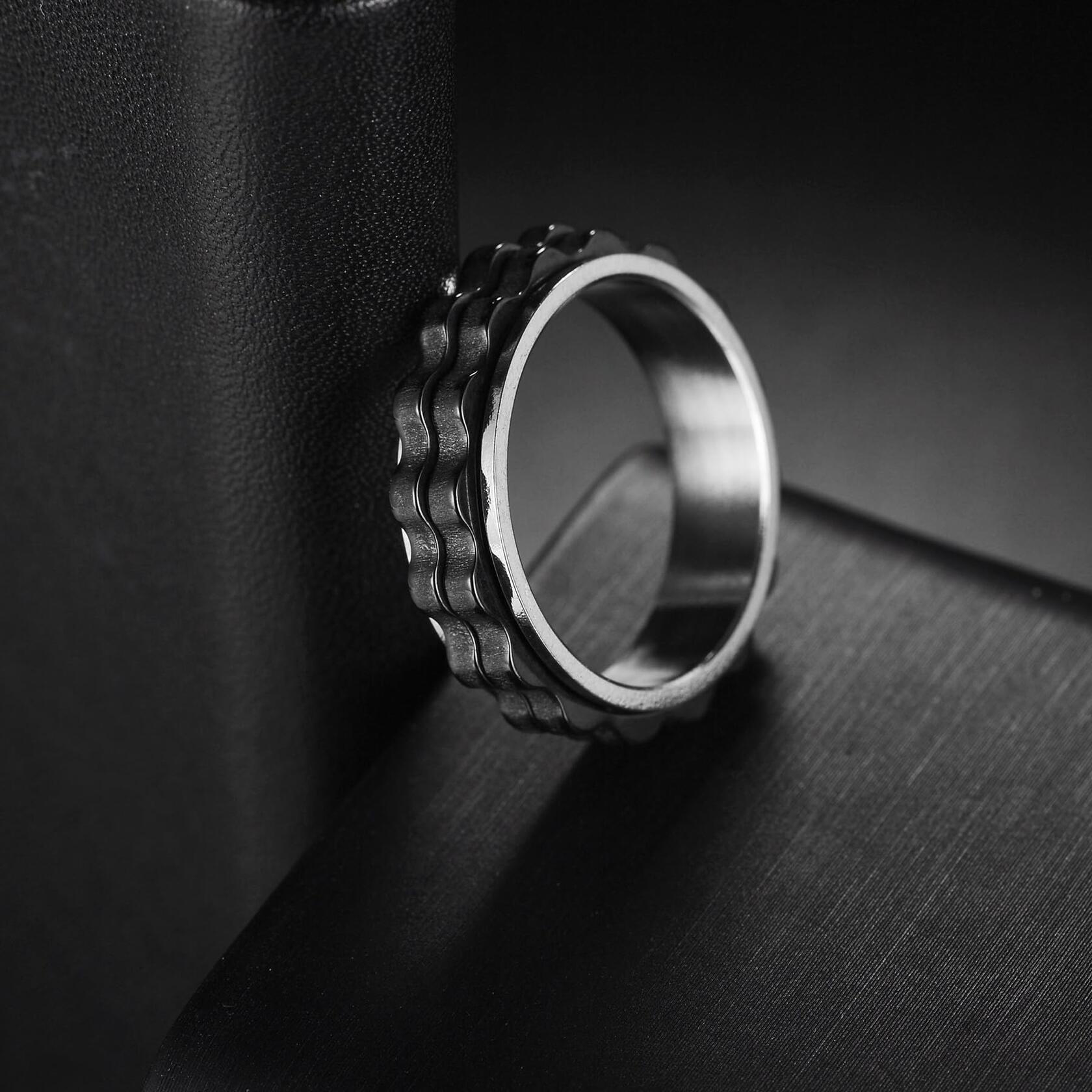 Udolfly Titanium Steel Womens Fidget Spinner Ring Silver Black Size 8