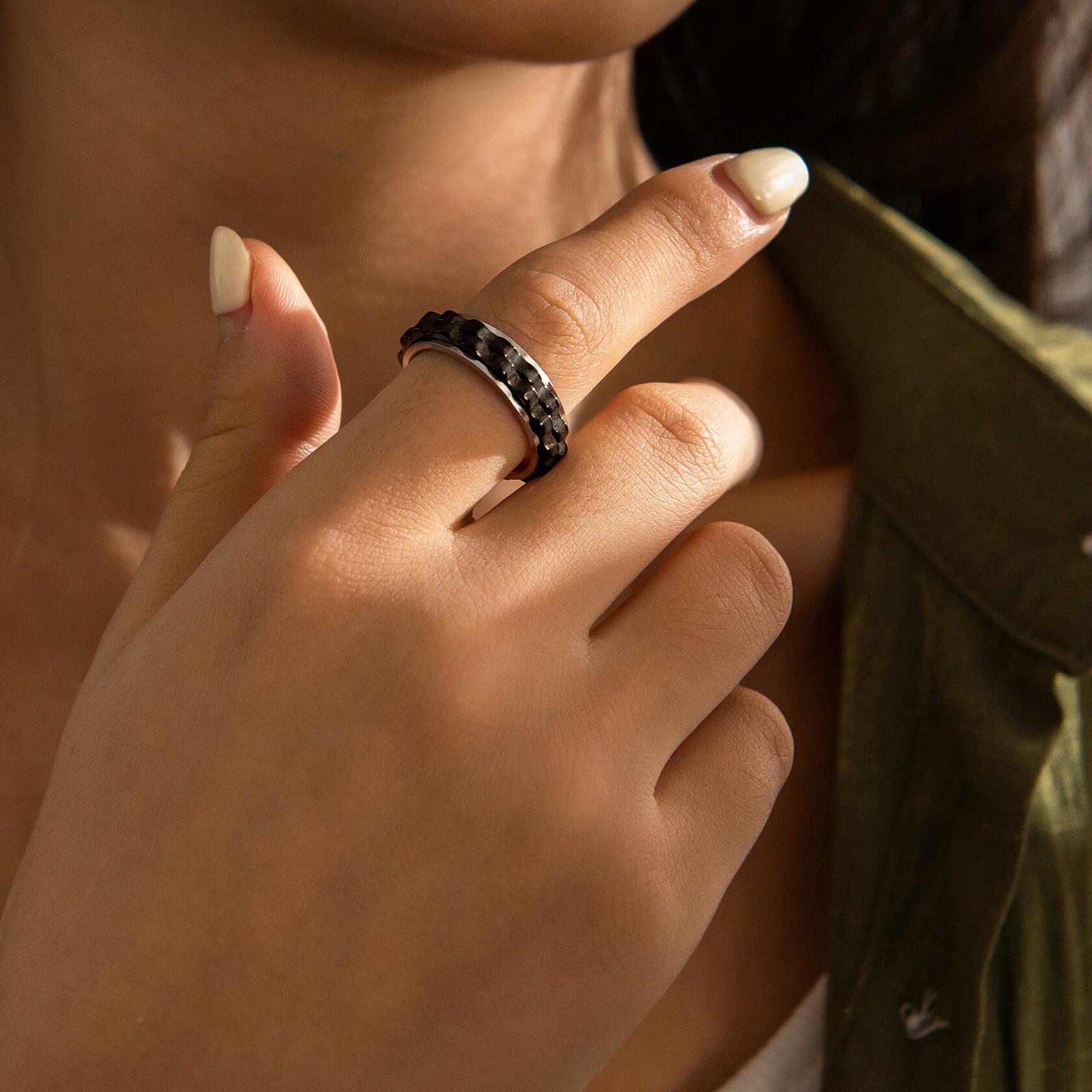 Udolfly Titanium Steel Womens Fidget Spinner Ring Silver Black Size 8