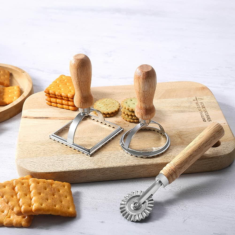 AKOAK Cookie Pizza Lace Knife Wheel Pastry Mold Zinc A-01 1 Pack