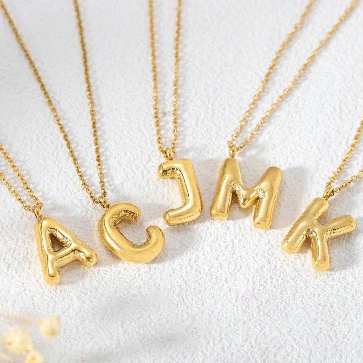 JNZSSWHJJH 18K Gold Filled Bubble Letter E Necklace Stainless Steel Box Chain