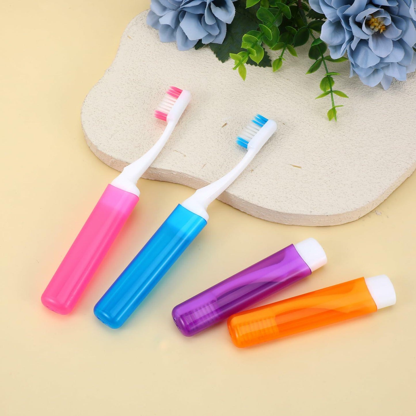 Piriuuo Travel Toothbrush Set 4 Pcs Foldable Soft Bristles 4 Colors