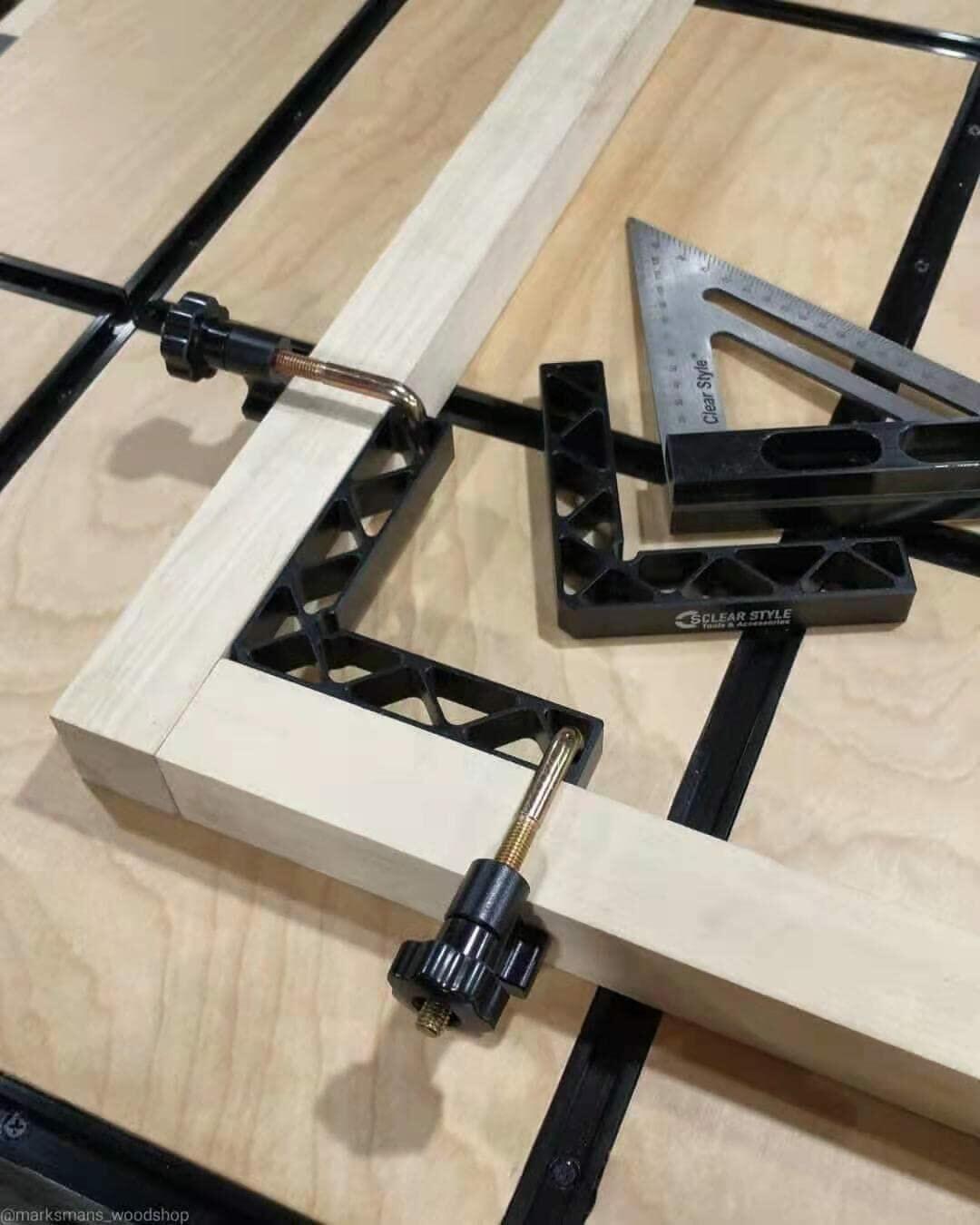 CLEAR STYLE T Tracks Woodworking Double-Cut Universal Intersection Kit 3" Black