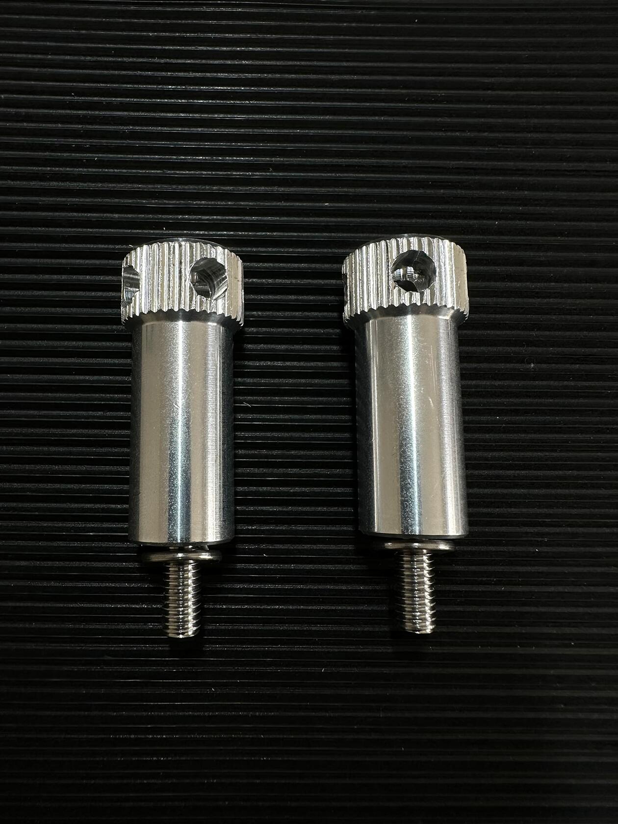 Yamaha TW200 Extended Seat Bolts Set of 2