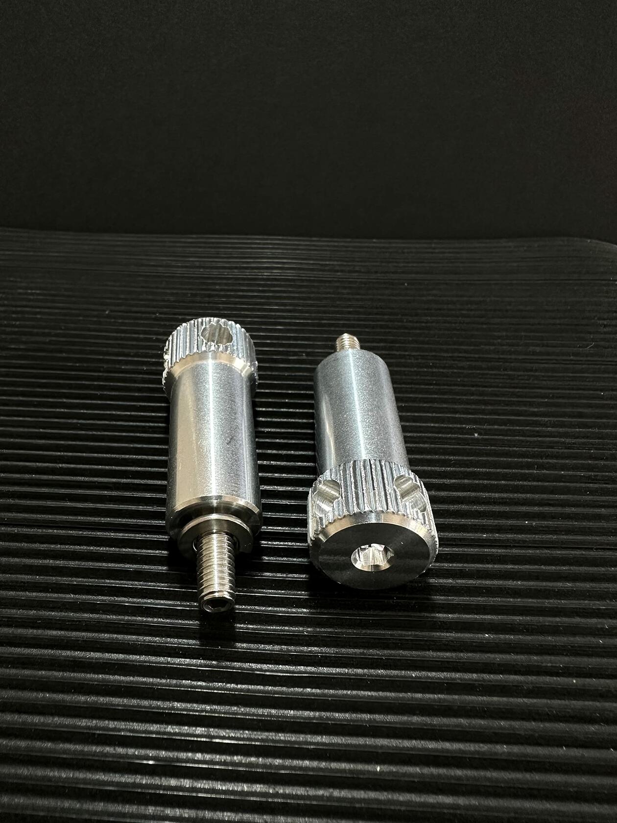 Yamaha TW200 Extended Seat Bolts Set of 2