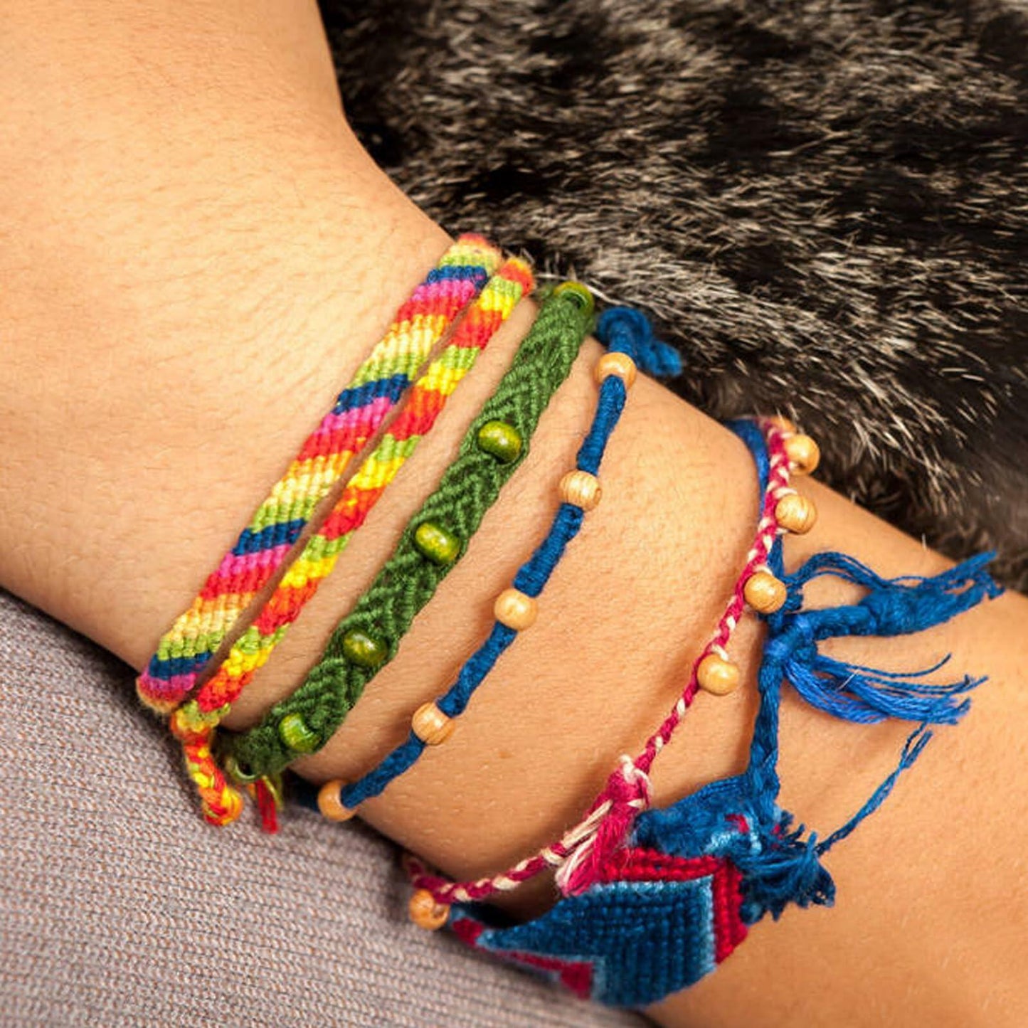 EVKILKJS Wood Bracelet Jig U Shape Clear Scale DIY Maker Rack with 2 Clamps