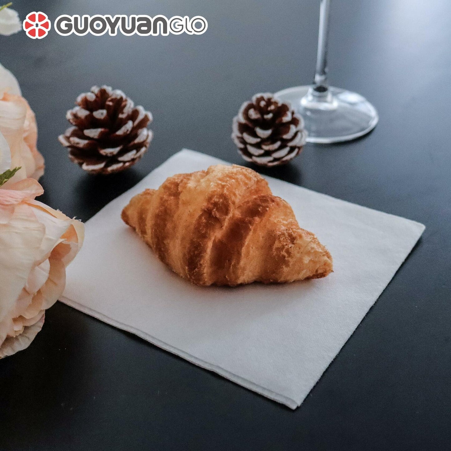 GUOYUANGLO Disposable Linen Feel Lunch Napkins White 11.8x11.8 200 Pack