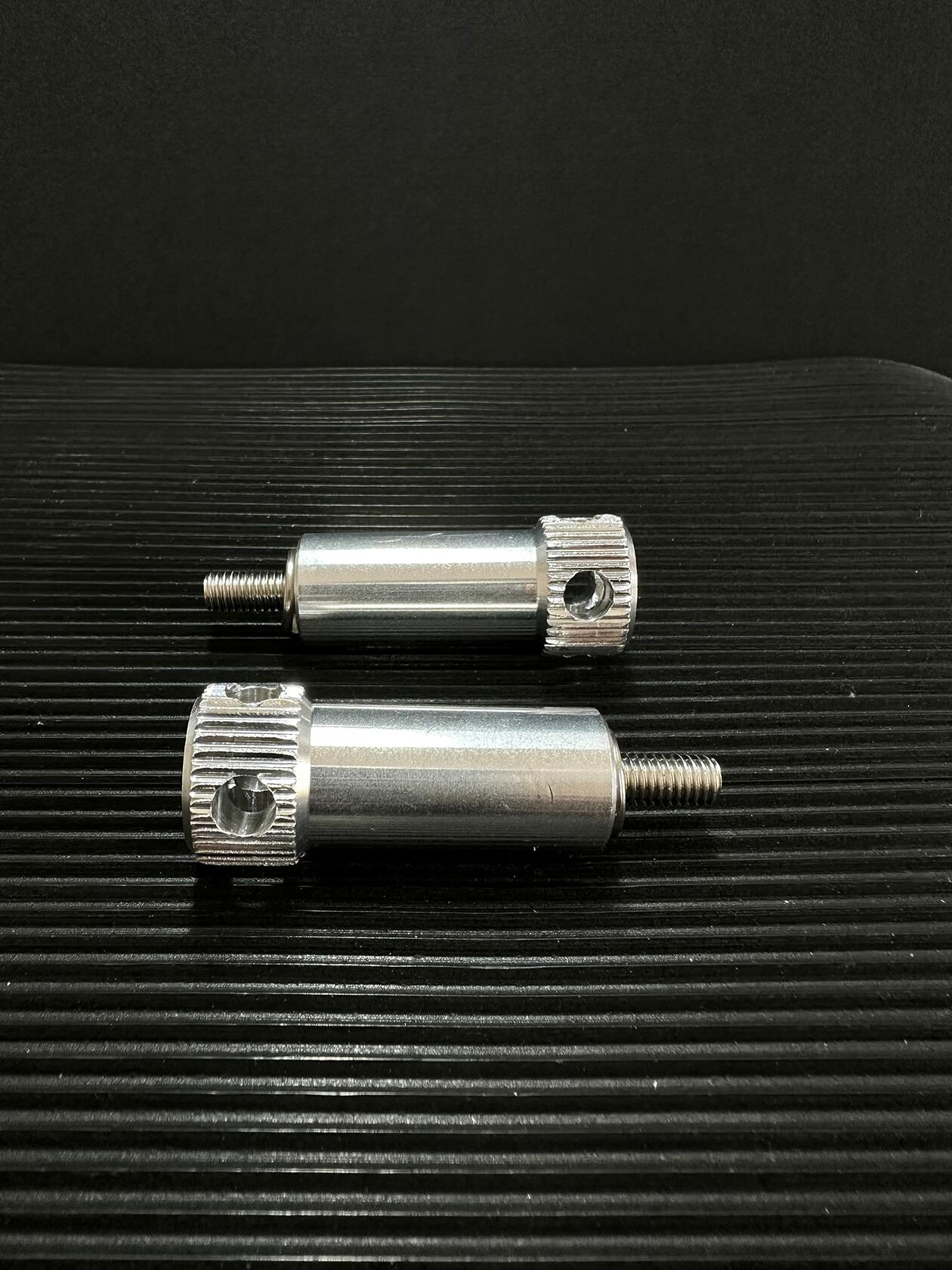 Yamaha TW200 Extended Seat Bolts Set of 2