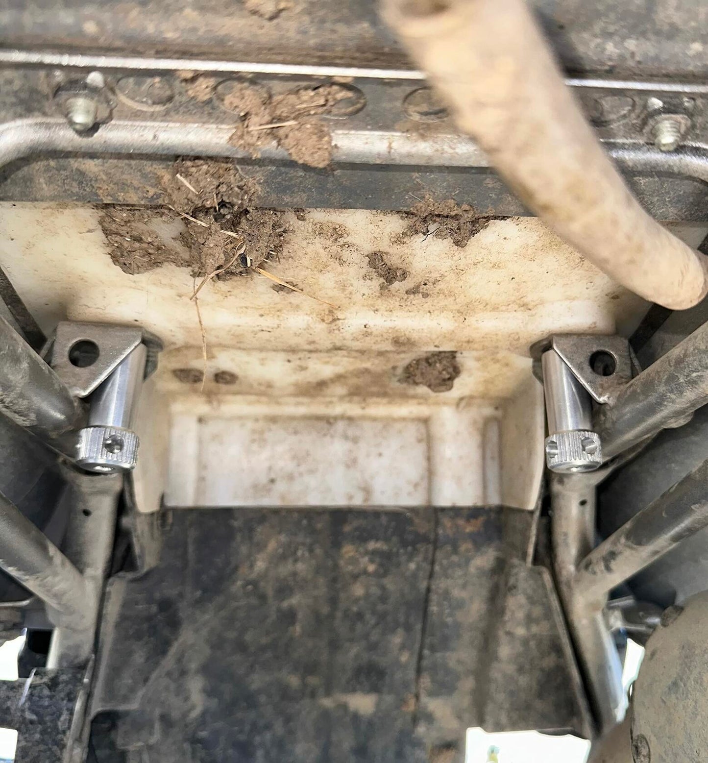 Yamaha TW200 Extended Seat Bolts Set of 2