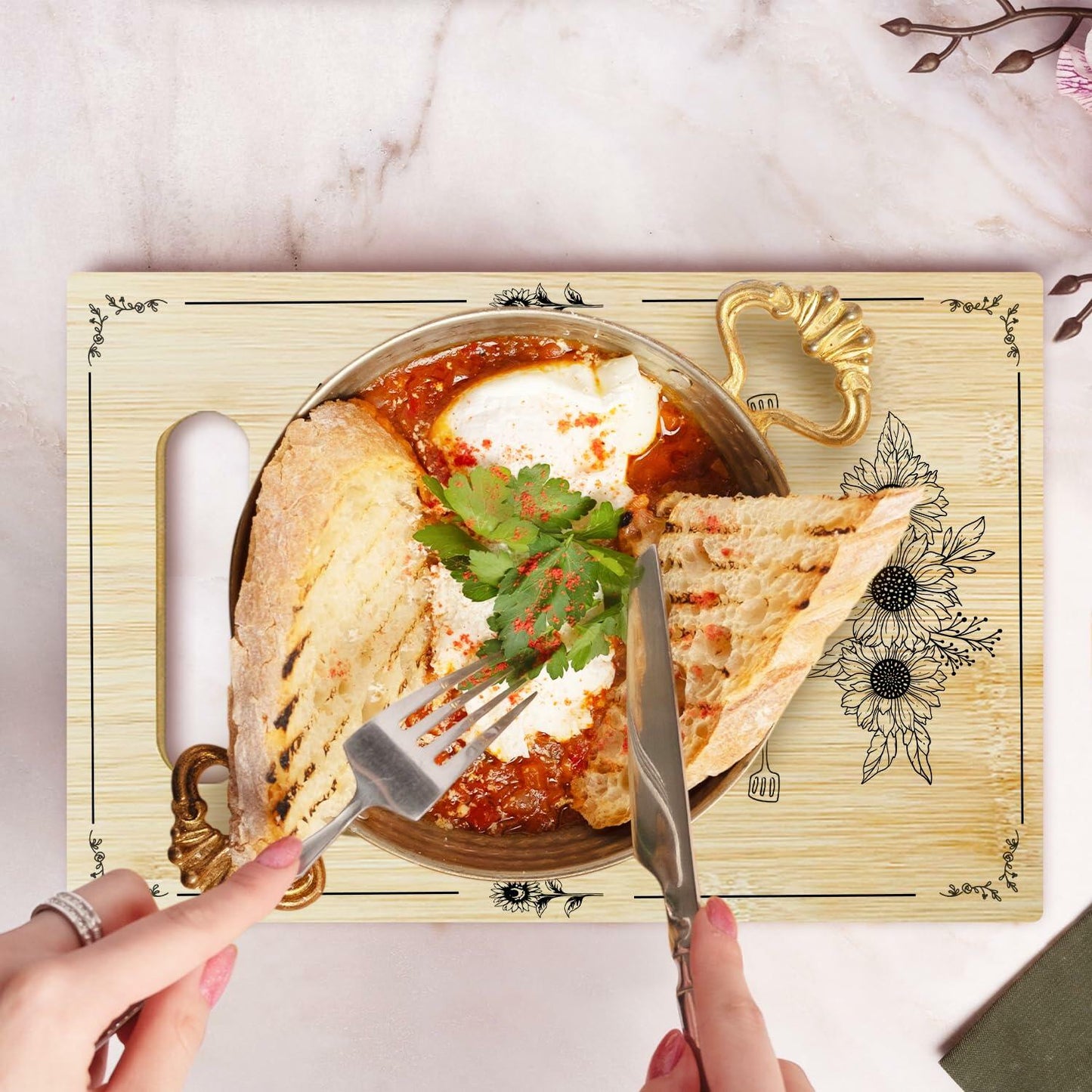 DOIUCRO Gifts for Mom Bamboo Kitchen Cutting Board Wooden Serving Board