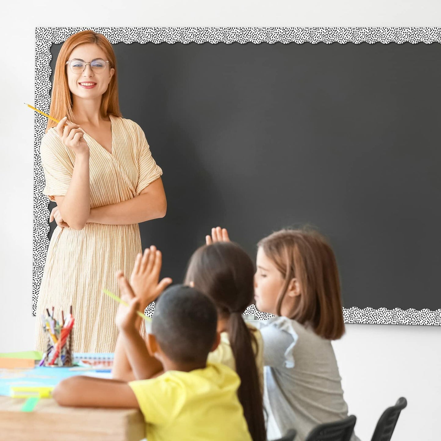 PerKoop Bulletin Board Borders 2 Rolls 131ft Dots White Background