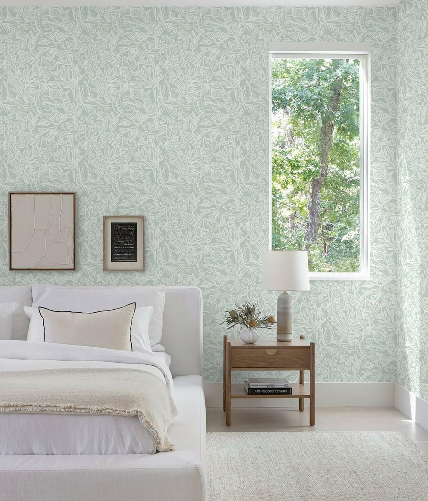Fiula Peel and Stick Wallpaper Green White Leaf 17.3inx78.7in Removable Vinyl