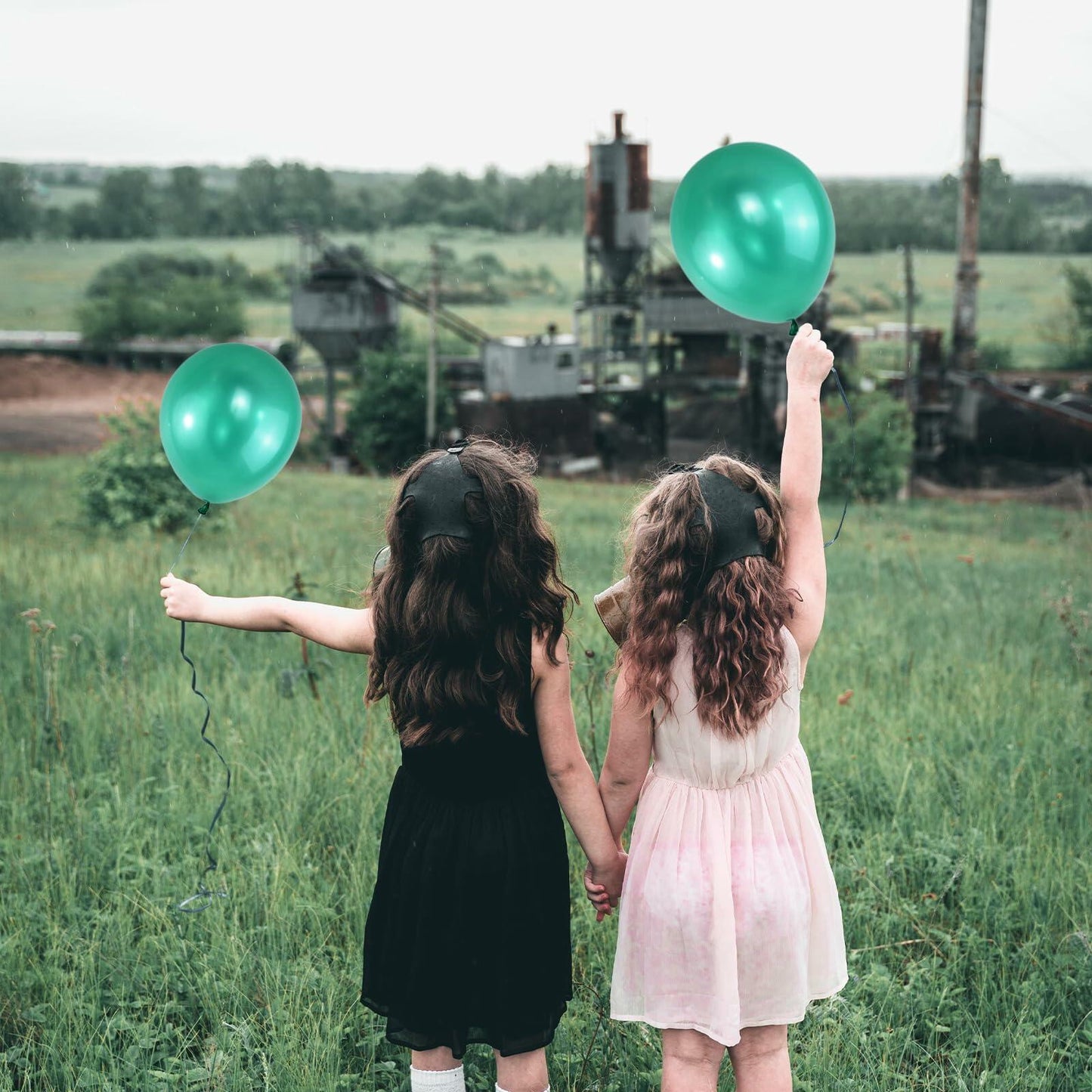 QIKOOLAA Pearl Green 12in Latex Balloons 120 Pack Green Christmas Party