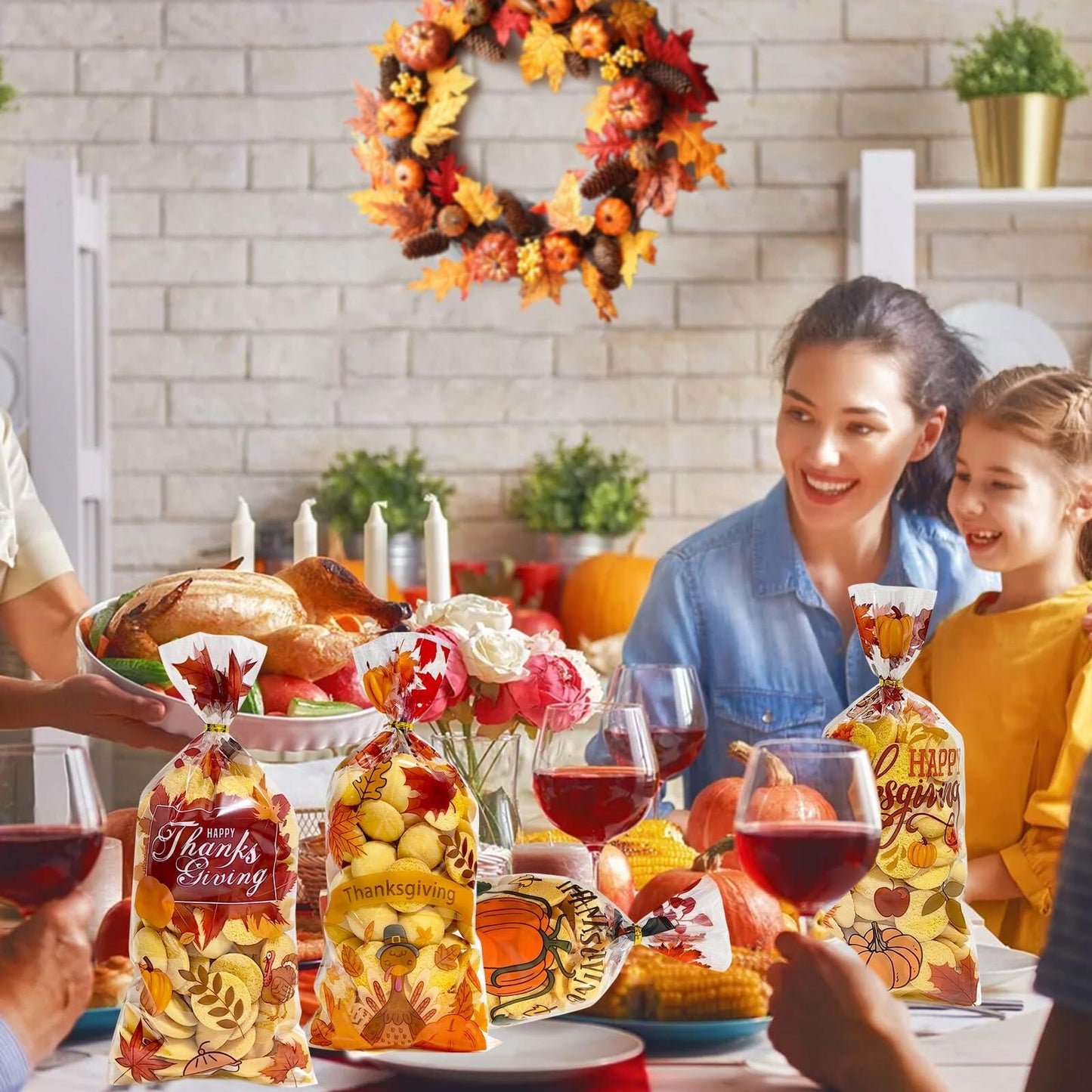 QOIUSO 100PCS Thanksgiving Treat Bags with 110 Twist Ties Pumpkin Leaf