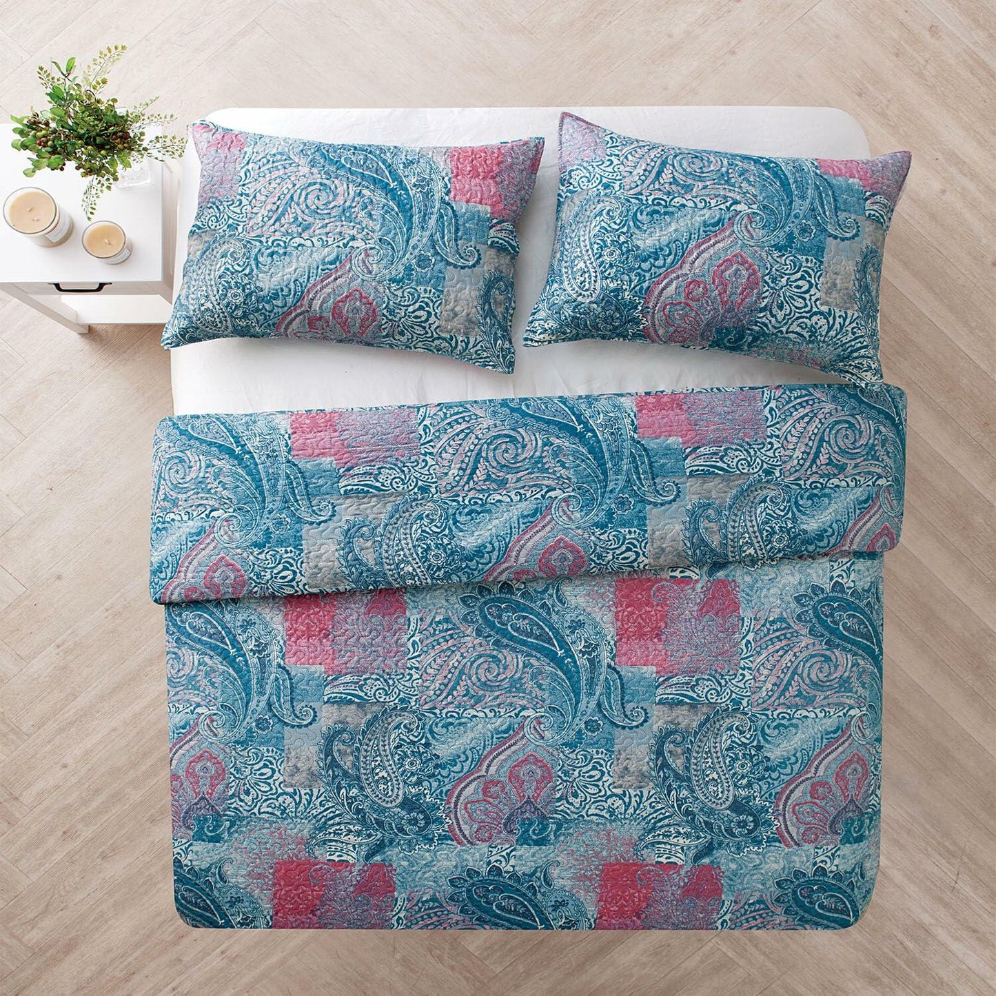 VCNY Home King Quilt 3-Piece Bed Set Caroline Taupe Lightweight Comforter