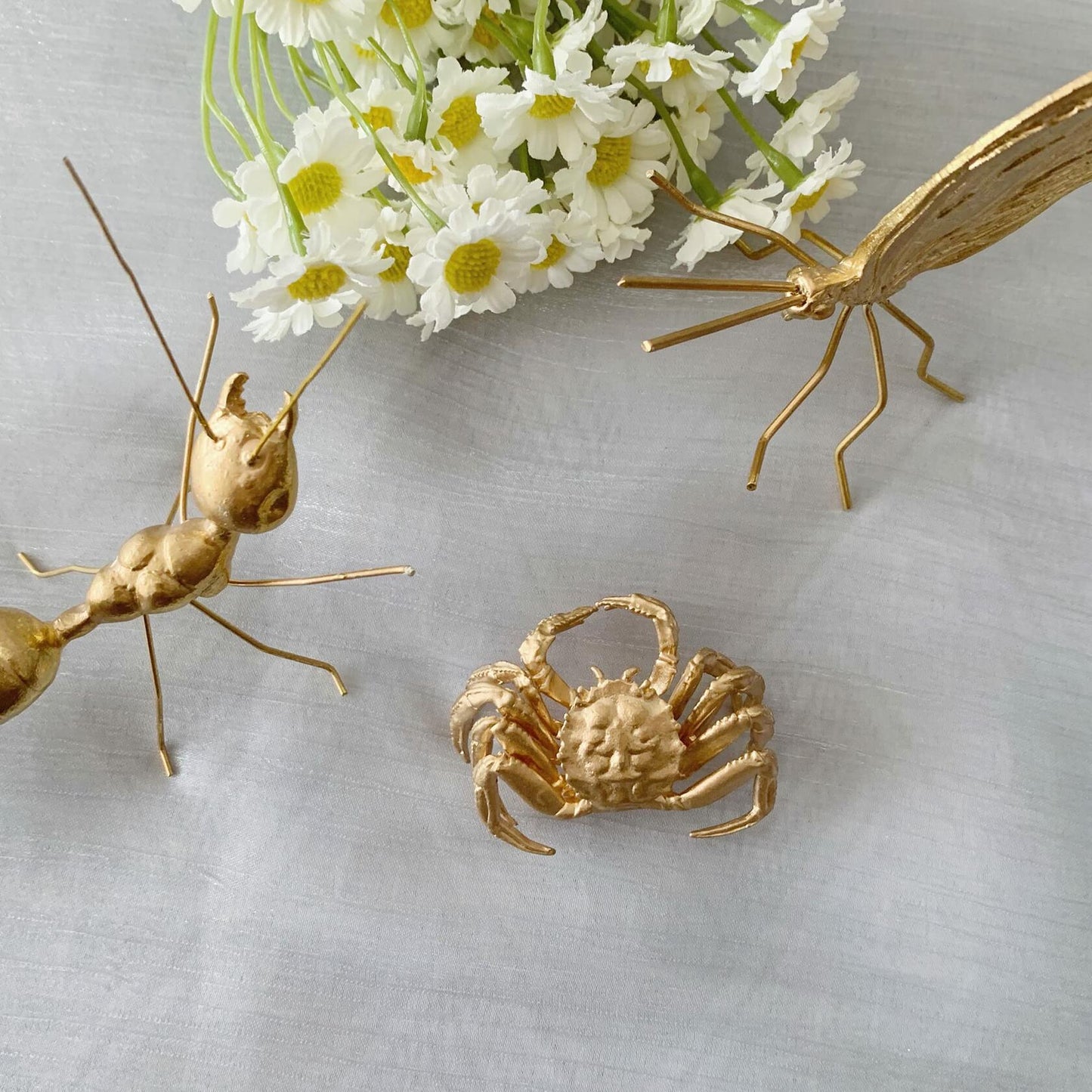 Tricune Gold Crab Sculpture Solid Metal Mini Figurine Home Office Garden Decor