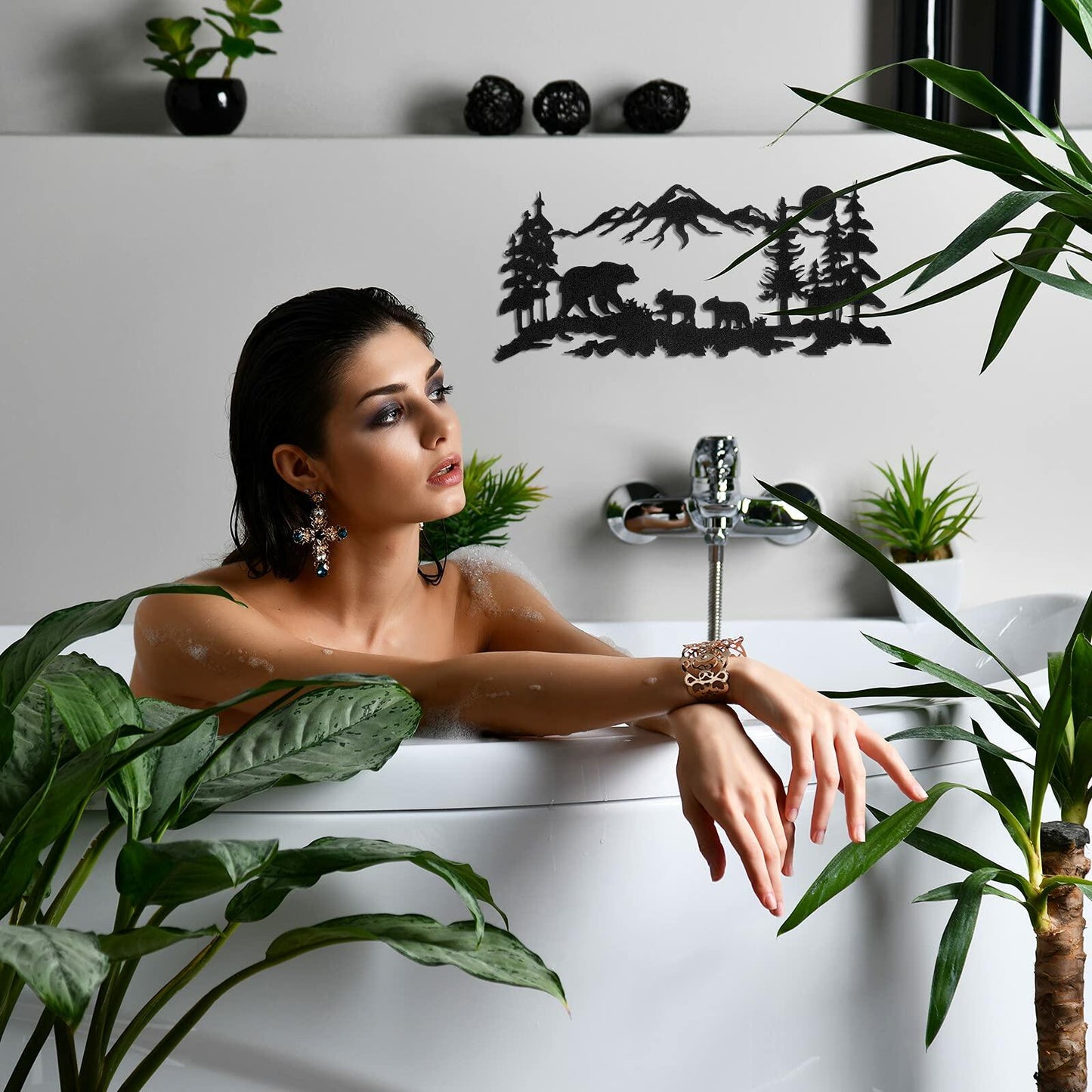 Moxweyeni Metal Bear Wall Art Rustic Forest Mountain Woodland Decor