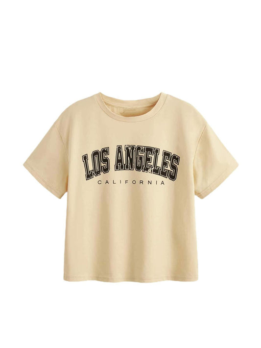 WDIRARA Girls Strawberry Graphic T-Shirt Crewneck Short Sleeve Apricot 12Y