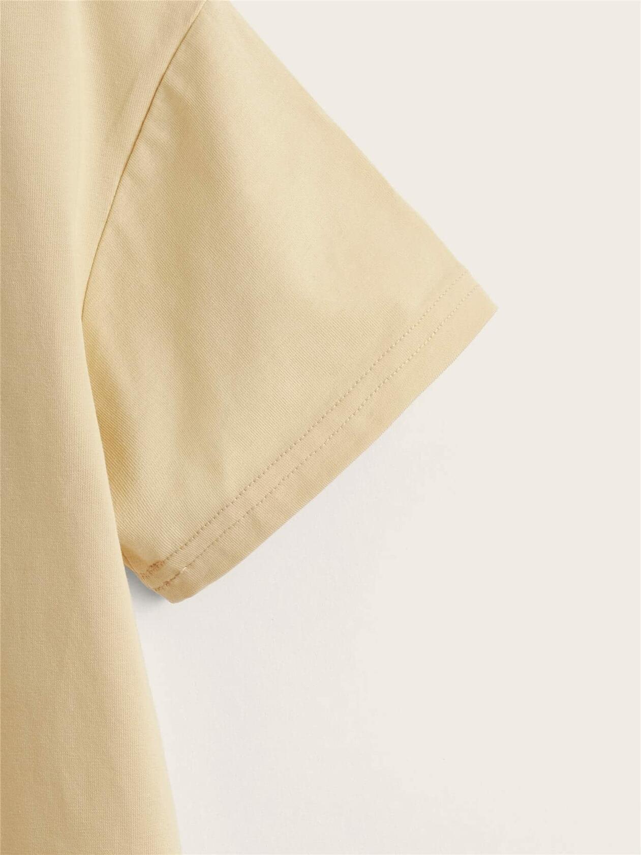 WDIRARA Girls Strawberry Graphic T-Shirt Crewneck Short Sleeve Apricot 12Y