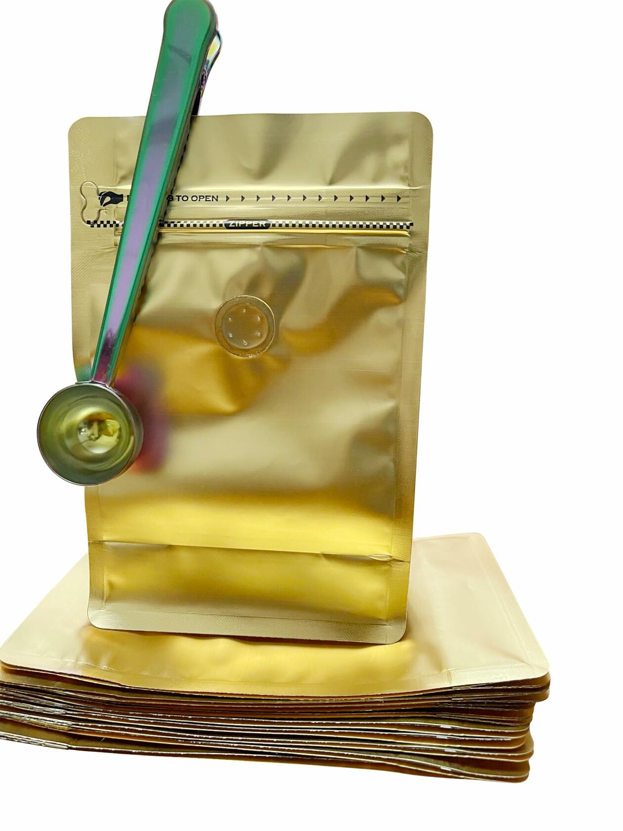 Chose Kreyol Gold Coffee Bags 8oz Resealable Degassing Valve w/ Measuring Spoon