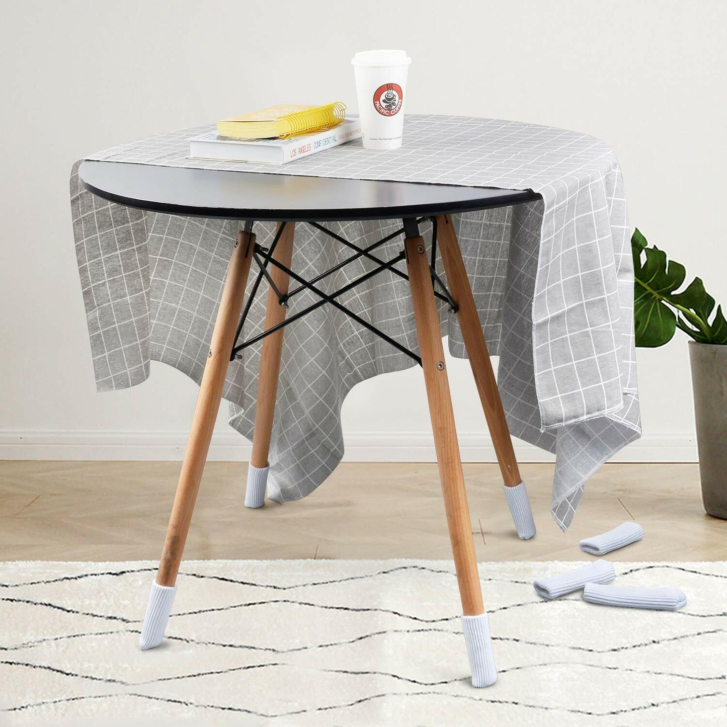 16 White Knitting Wool Chair Leg Socks Furniture Floor Protectors TEKEFT