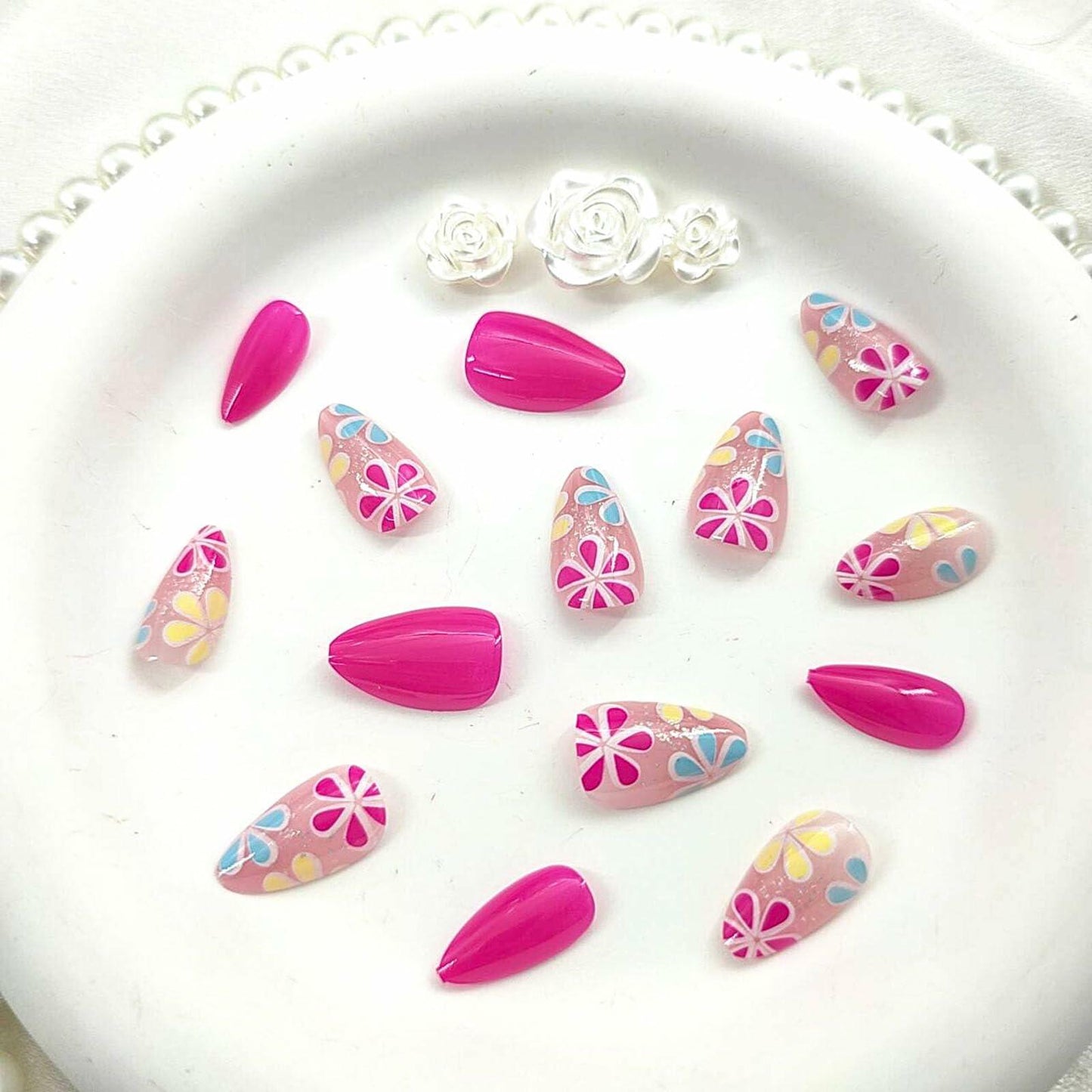 Short Almond Press On Nails Purple Floral Glossy Nude Fake Nails 24PCS
