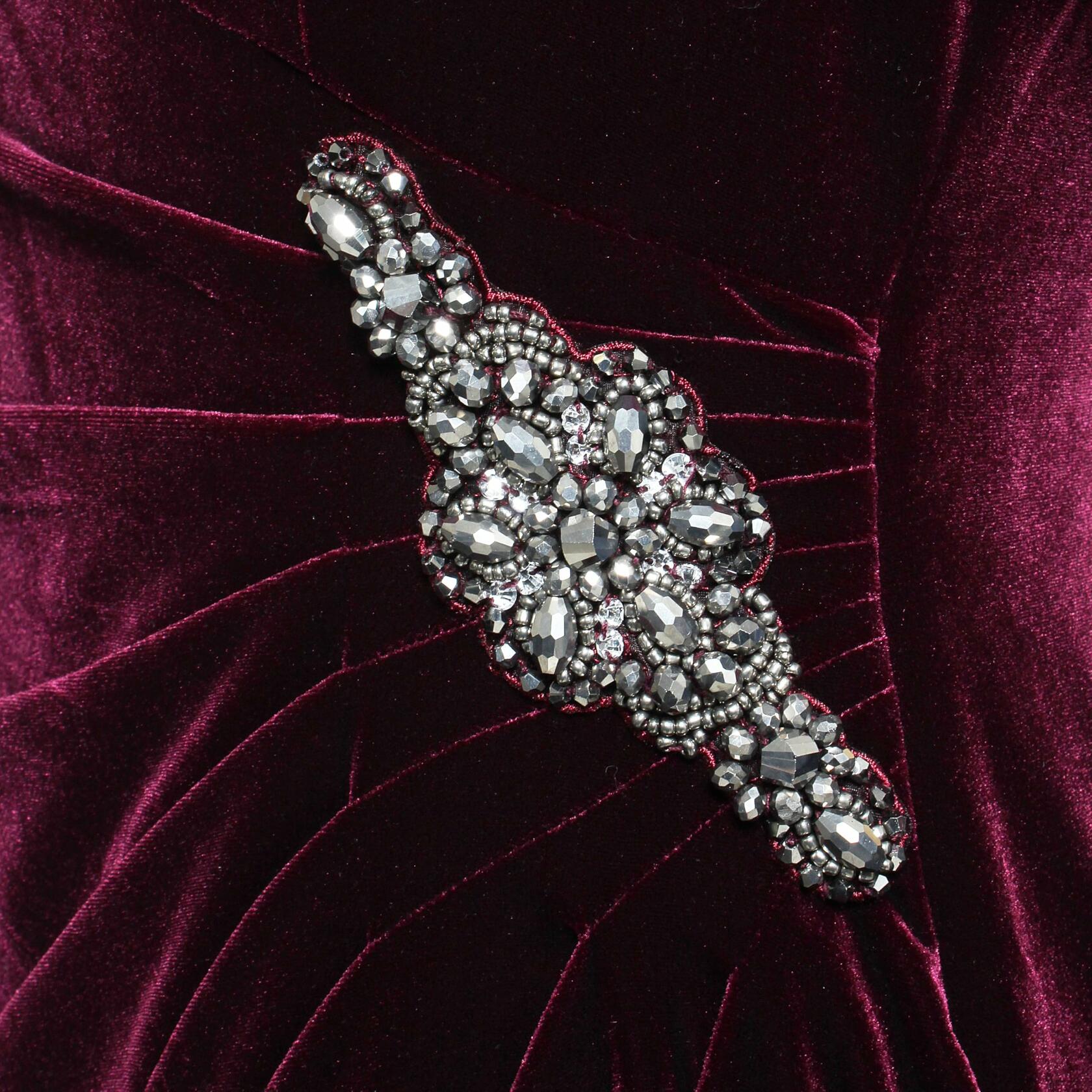 Alex Evenings Women's Velvet Puff Sleeve Cocktail Gown Wine Size 4