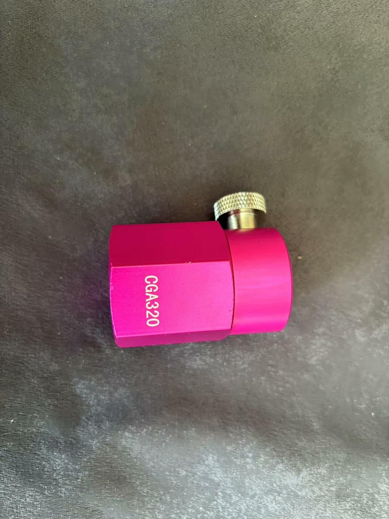 Semfeil Brew Soda CO2 Bottle Refill Adapter CGA320 Pink 0.6L Canister