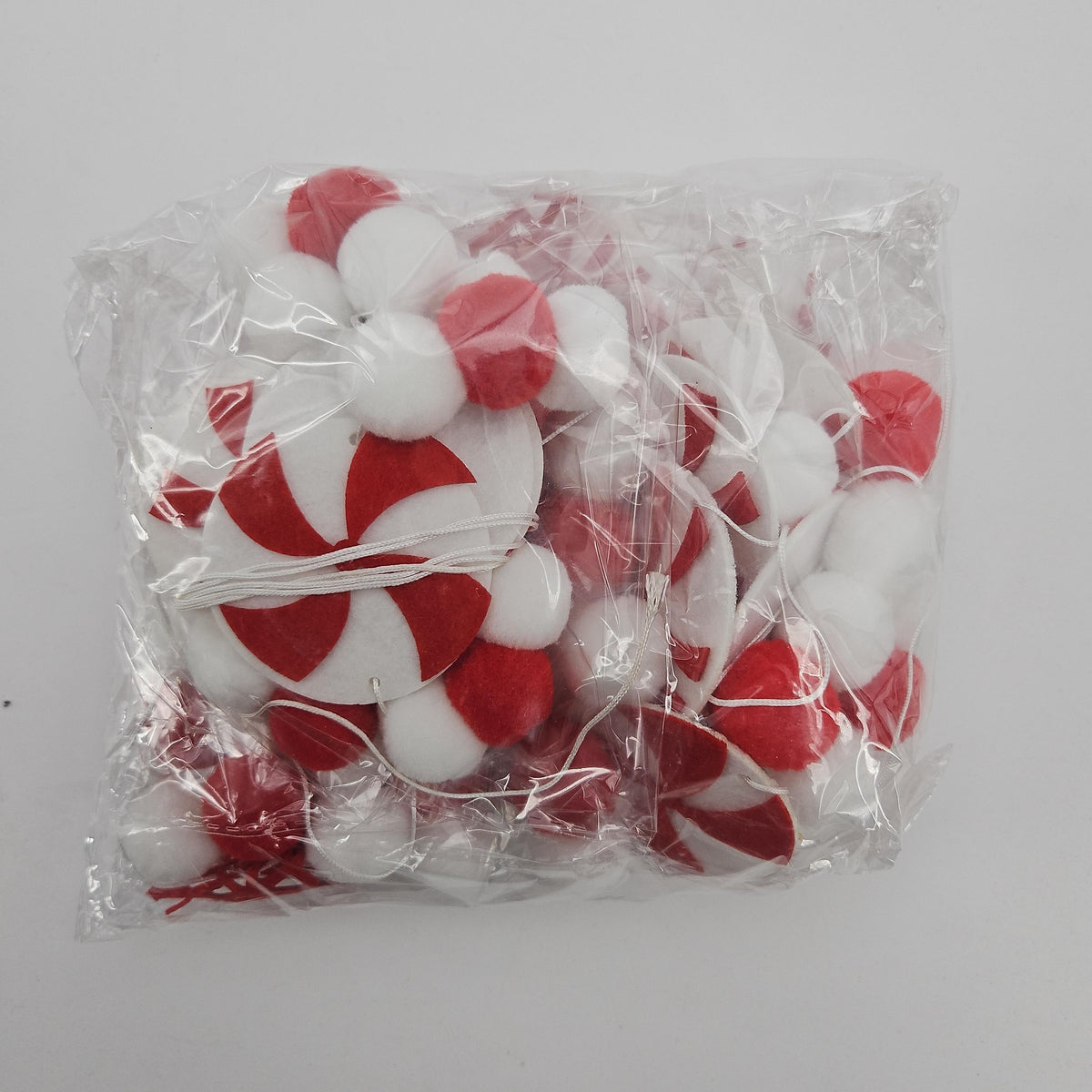 Jansun 4-Pack Christmas Felt Peppermint Snowflake Garland 32.8 ft